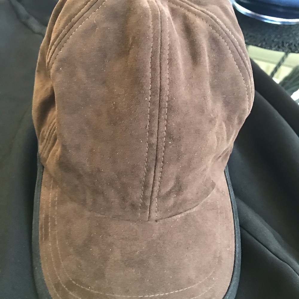 Suede cap